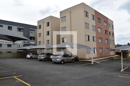 Área comum de apartamento para alugar com 3 quartos, 60m² em Santa Cândida, Curitiba