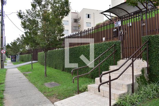 Fachada do condomínio de apartamento para alugar com 3 quartos, 60m² em Santa Cândida, Curitiba