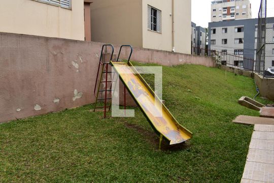 Área comum - Playground de apartamento para alugar com 3 quartos, 60m² em Santa Cândida, Curitiba