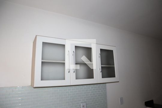 Cozinha de apartamento para alugar com 1 quarto, 48m² em Vila Medeiros, São Paulo