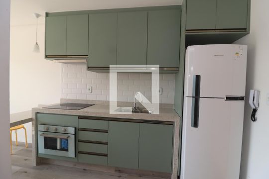 Cozinha de kitnet/studio à venda com 0 quarto, 28m² em Vila Carrão, São Paulo