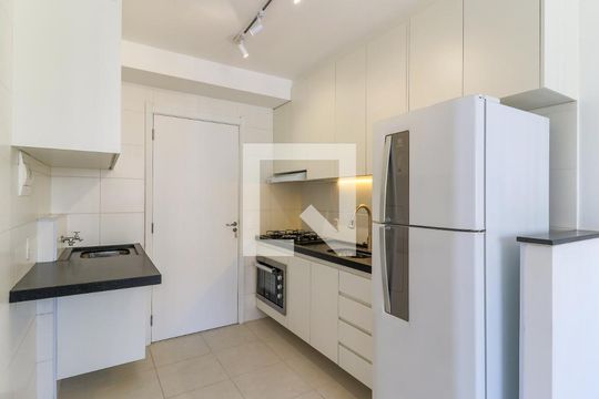 Cozinha de apartamento à venda com 1 quarto, 29m² em Jardim Caravelas, São Paulo