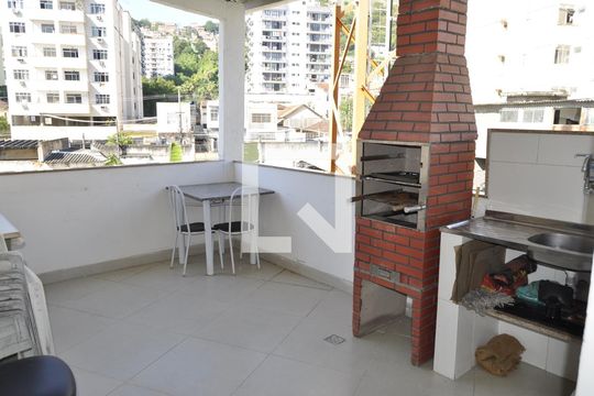 Churrasqueira de casa à venda com 2 quartos, 87m² em Engenho Novo, Rio de Janeiro