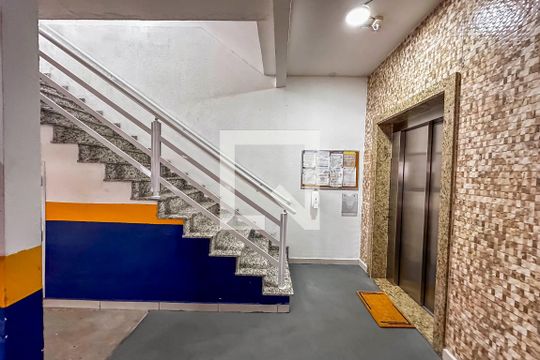 Garagem de apartamento para alugar com 2 quartos, 110m² em Vila Pires, Santo André