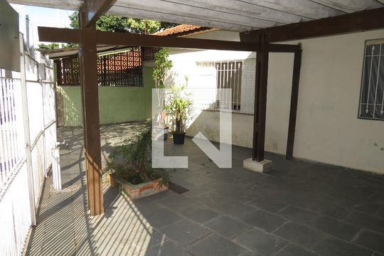 Garagem de casa à venda com 2 quartos, 236m² em Nossa Senhora do Ó, São Paulo