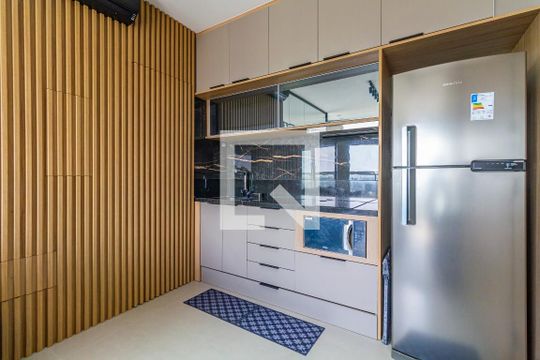 Sala/Cozinha de apartamento para alugar com 1 quarto, 48m² em Pinheiros, São Paulo