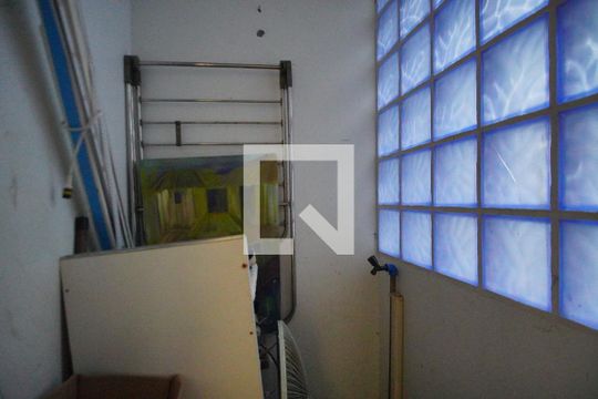 Área de Serviço de casa para alugar com 4 quartos, 242m² em Vila Jardim, Porto Alegre