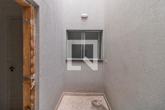 Corredor de apartamento para alugar com 1 quarto, 26m² em Jardim Nordeste, São Paulo