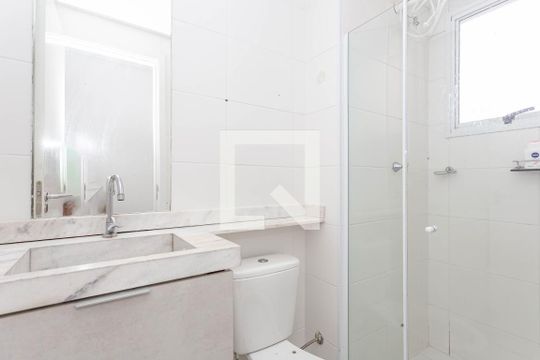 Banheiro de apartamento à venda com 2 quartos, 42m² em Parque Bristol, São Paulo