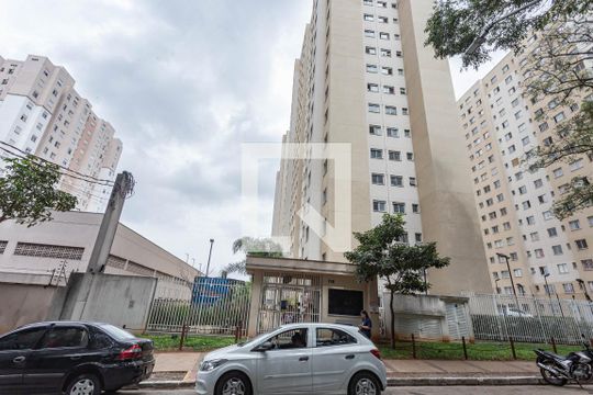 Fachada de apartamento à venda com 2 quartos, 42m² em Parque Bristol, São Paulo