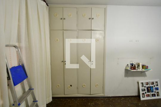 Quarto 2 - Armários de casa à venda com 4 quartos, 260m² em Centro, Campinas