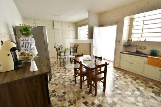 Cozinha de casa à venda com 4 quartos, 260m² em Centro, Campinas