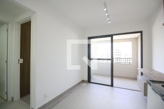Apartamento para alugar com 1 quarto, 31m² em Indianópolis, São Paulo