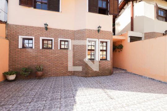 Garagem de casa à venda com 3 quartos, 183m² em Vila Aurora (zona Norte), São Paulo