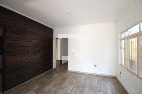 Sala de casa à venda com 5 quartos, 150m² em Vila Paranagua, São Paulo
