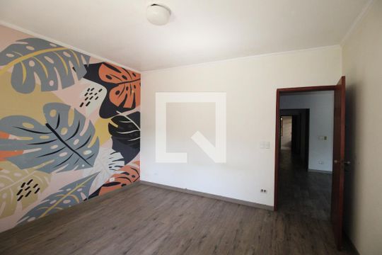 Quarto 1  de casa à venda com 5 quartos, 150m² em Vila Paranagua, São Paulo