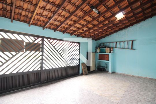 Garagem de casa à venda com 2 quartos, 300m² em Dos Casa, São Bernardo do Campo