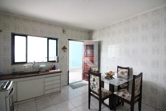 Cozinha de casa à venda com 2 quartos, 300m² em Dos Casa, São Bernardo do Campo