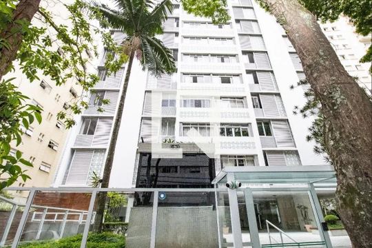 Fachada de apartamento para alugar com 3 quartos, 130m² em Itaim Bibi, São Paulo