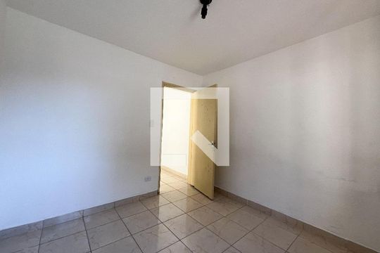 Quarto  de casa para alugar com 1 quarto, 40m² em Vila Guarani (zona Sul), São Paulo