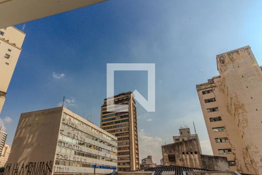 Varanda - Vista de kitnet/studio à venda com 1 quarto, 22m² em Centro Histórico de São Paulo, São Paulo