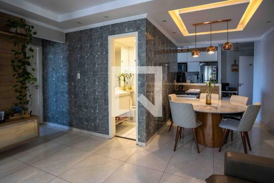 Apartamento à venda com 2 quartos, 63m² em Centro, Diadema