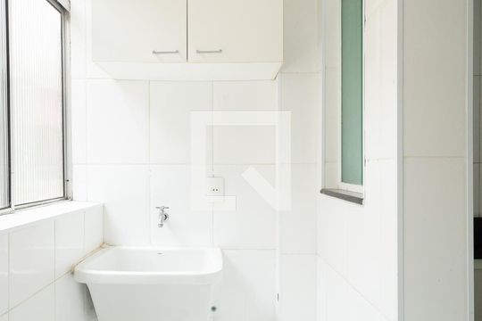 Área de Serviço de apartamento para alugar com 2 quartos, 60m² em Nova Petrópolis, São Bernardo do Campo