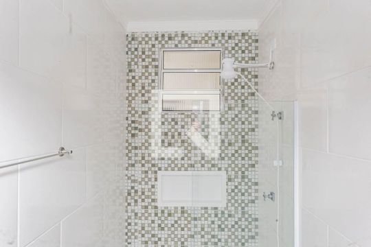 Banheiro de apartamento para alugar com 1 quarto, 36m² em Sacomã, São Paulo