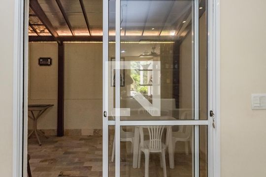 Varanda da Sala de casa de condomínio à venda com 3 quartos, 126m² em Vila Madeira, Nova Lima