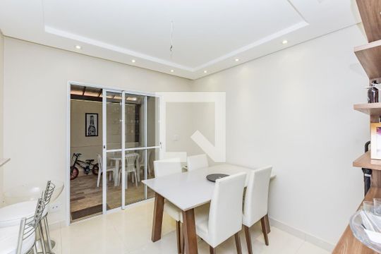 Sala de casa de condomínio à venda com 3 quartos, 126m² em Vila Madeira, Nova Lima