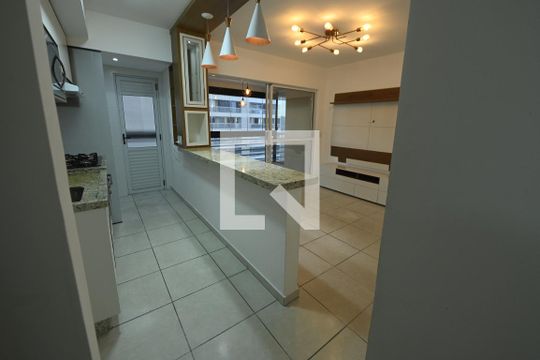 Sala de apartamento para alugar com 2 quartos, 60m² em São Francisco, Goiânia