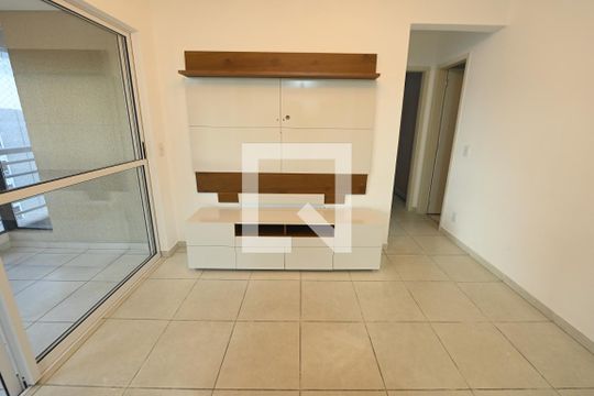 Sala de apartamento para alugar com 2 quartos, 60m² em São Francisco, Goiânia