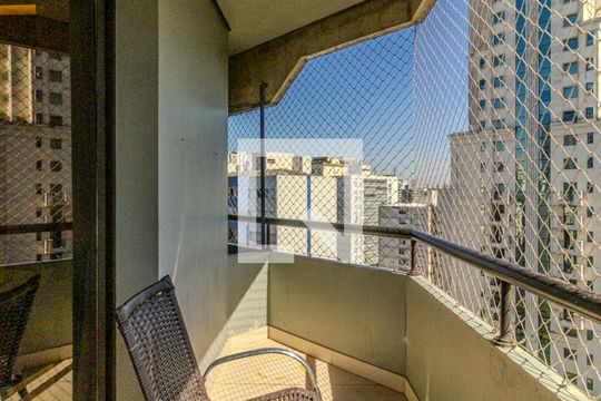 Varanda de apartamento para alugar com 4 quartos, 250m² em Higienópolis, São Paulo