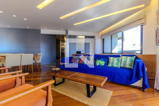Sala de apartamento para alugar com 4 quartos, 250m² em Higienópolis, São Paulo