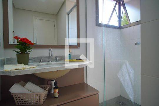Banheiro da Suíte de apartamento à venda com 1 quarto, 49m² em Boa Vista, Porto Alegre