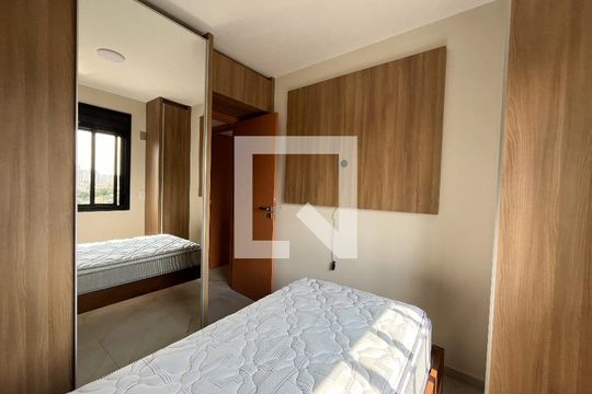 Quarto 2 de apartamento para alugar com 2 quartos, 60m² em Mirandópolis, São Paulo