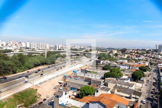 Vista da Sacada de apartamento para alugar com 2 quartos, 39m² em Ayrosa, Osasco