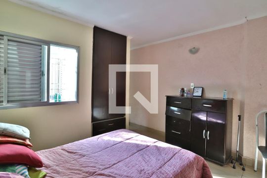 quarto 1 de casa à venda com 3 quartos, 250m² em Vila Libanesa, São Paulo