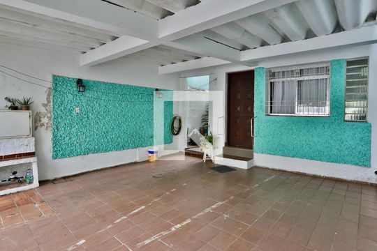 Área Externa de casa à venda com 3 quartos, 250m² em Vila Libanesa, São Paulo