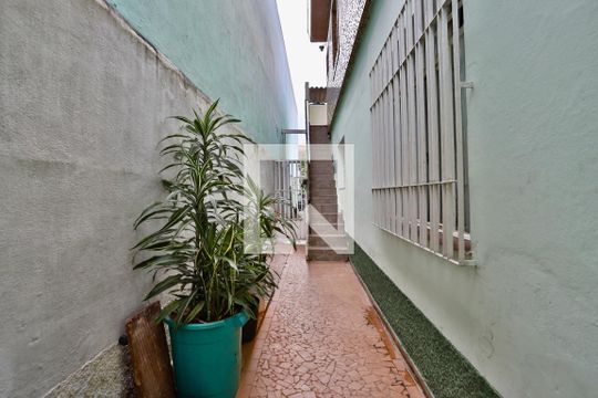 Área Externa de casa à venda com 3 quartos, 250m² em Vila Libanesa, São Paulo