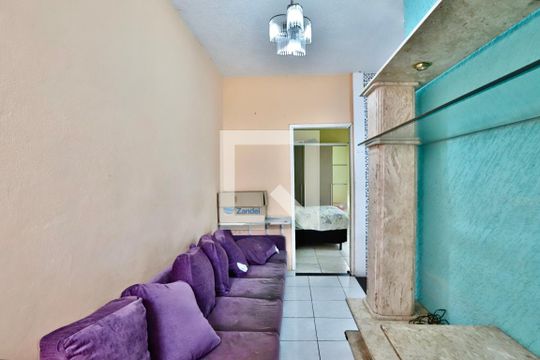 Sala 2 de casa à venda com 3 quartos, 250m² em Vila Libanesa, São Paulo