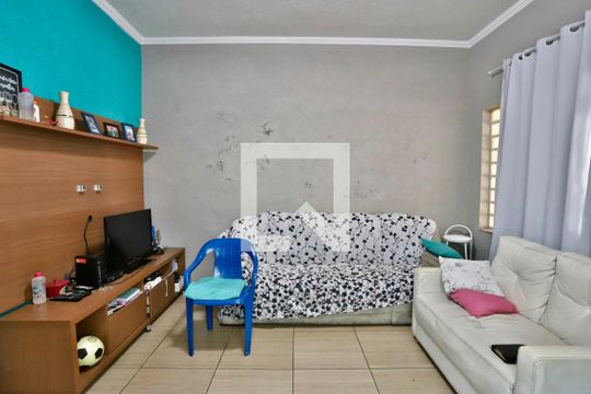 Sala 1 de casa à venda com 3 quartos, 250m² em Vila Libanesa, São Paulo