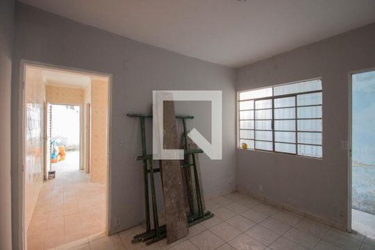 Sala de casa de condomínio para alugar com 1 quarto, 30m² em Vila Nova Curuca, São Paulo