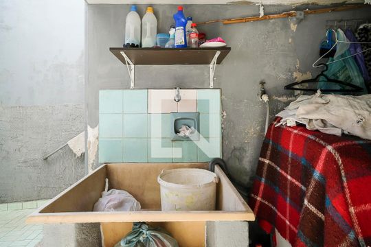 Área de serviço de casa à venda com 2 quartos, 150m² em Olímpico, São Caetano do Sul