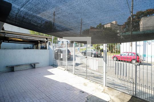 Garagem de casa à venda com 2 quartos, 150m² em Olímpico, São Caetano do Sul
