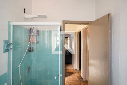 Banheiro de casa à venda com 2 quartos, 150m² em Olímpico, São Caetano do Sul