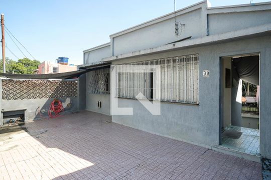 Garagem de casa à venda com 2 quartos, 150m² em Olímpico, São Caetano do Sul