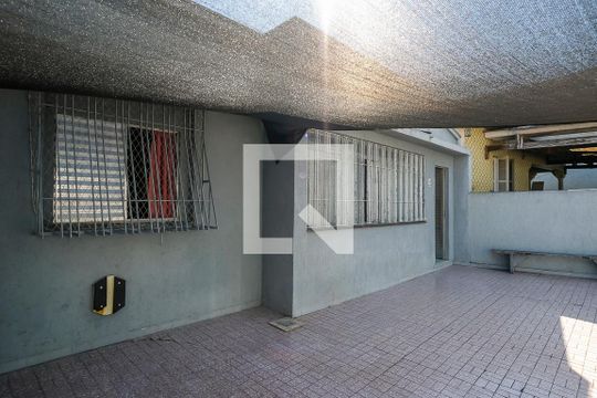 Garagem de casa à venda com 2 quartos, 150m² em Olímpico, São Caetano do Sul