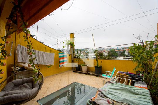 Varanda do quarto 1 de casa para alugar com 3 quartos, 550m² em Jardim Las Vegas, Santo André