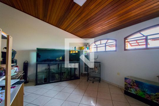 Sótão de casa para alugar com 3 quartos, 550m² em Jardim Las Vegas, Santo André